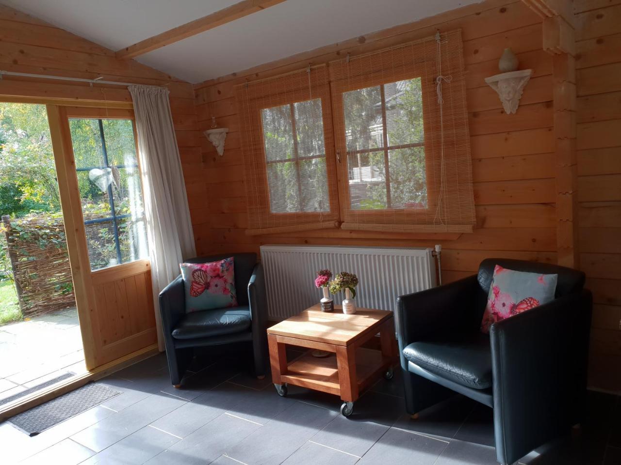 Guesthouse Vakantiehuis In Een Mooie Tuin In Het Centrum Van Zuidlaren! Екстериор снимка